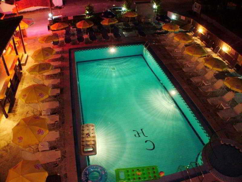Canadian Hotel Laganas Exteriér fotografie